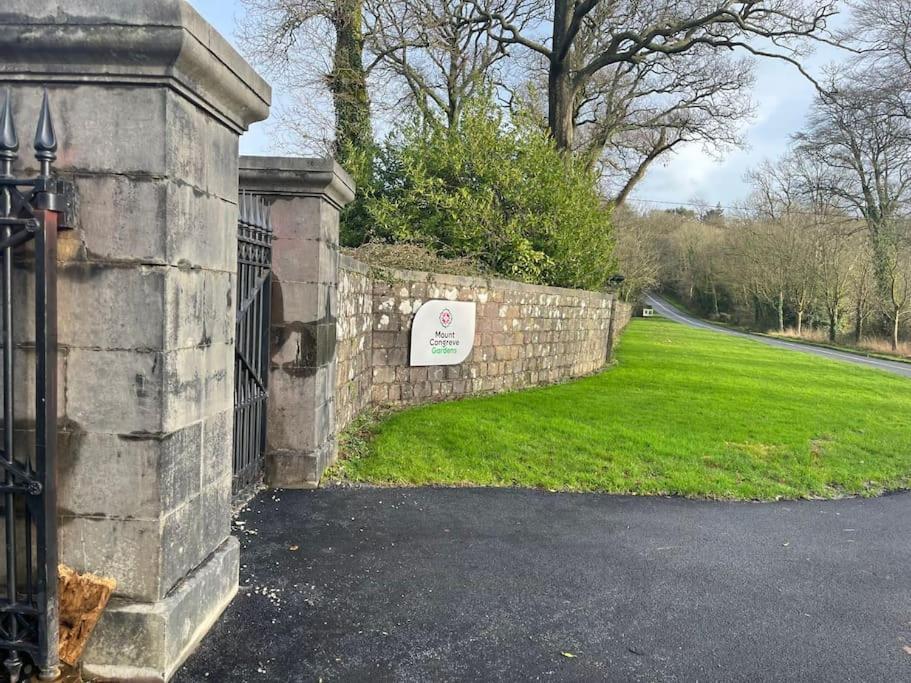 Glencree Air Leilighet Kilmeaden Eksteriør bilde