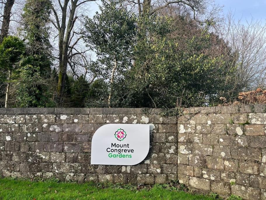 Glencree Air Leilighet Kilmeaden Eksteriør bilde